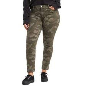 Levi's 311 Womens Shaping Skinny Jeans Slimming Green Camo Size 20WM NWT